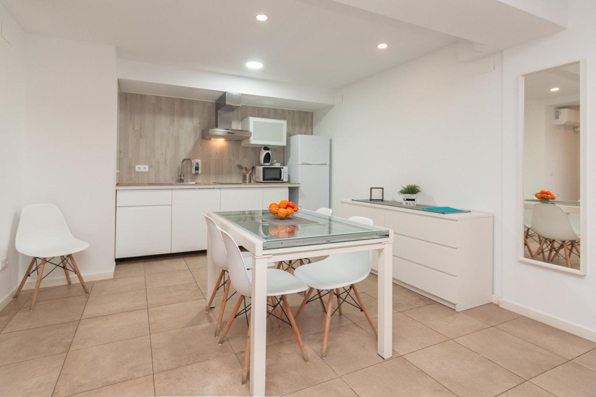 Bet Apartments - Abastos Valencia Værelse billede