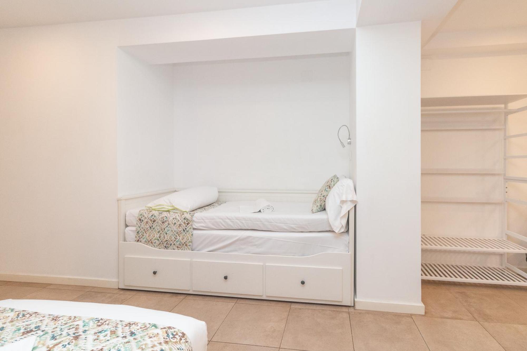 Bet Apartments - Abastos Valencia Værelse billede