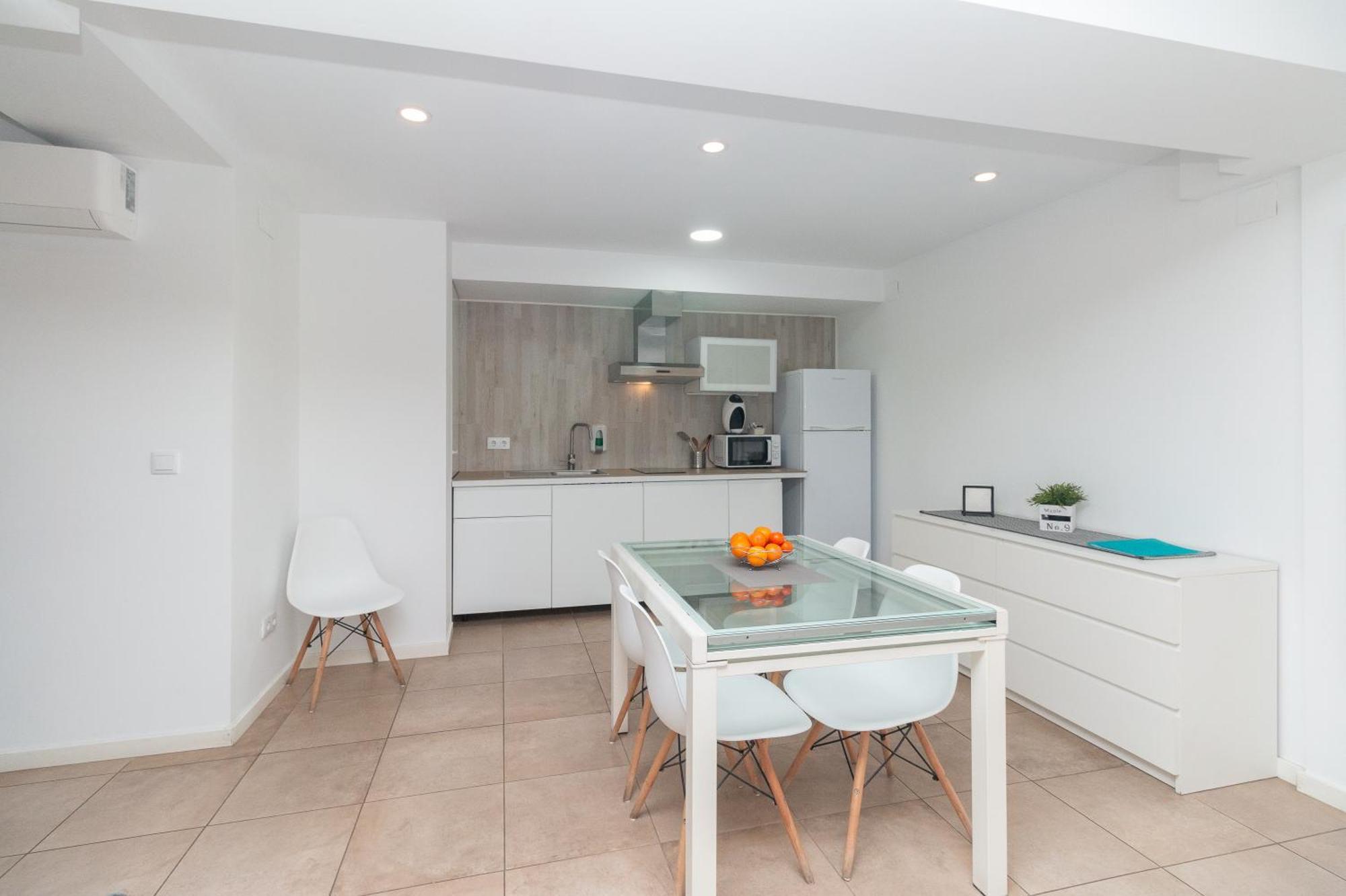 Bet Apartments - Abastos Valencia Eksteriør billede