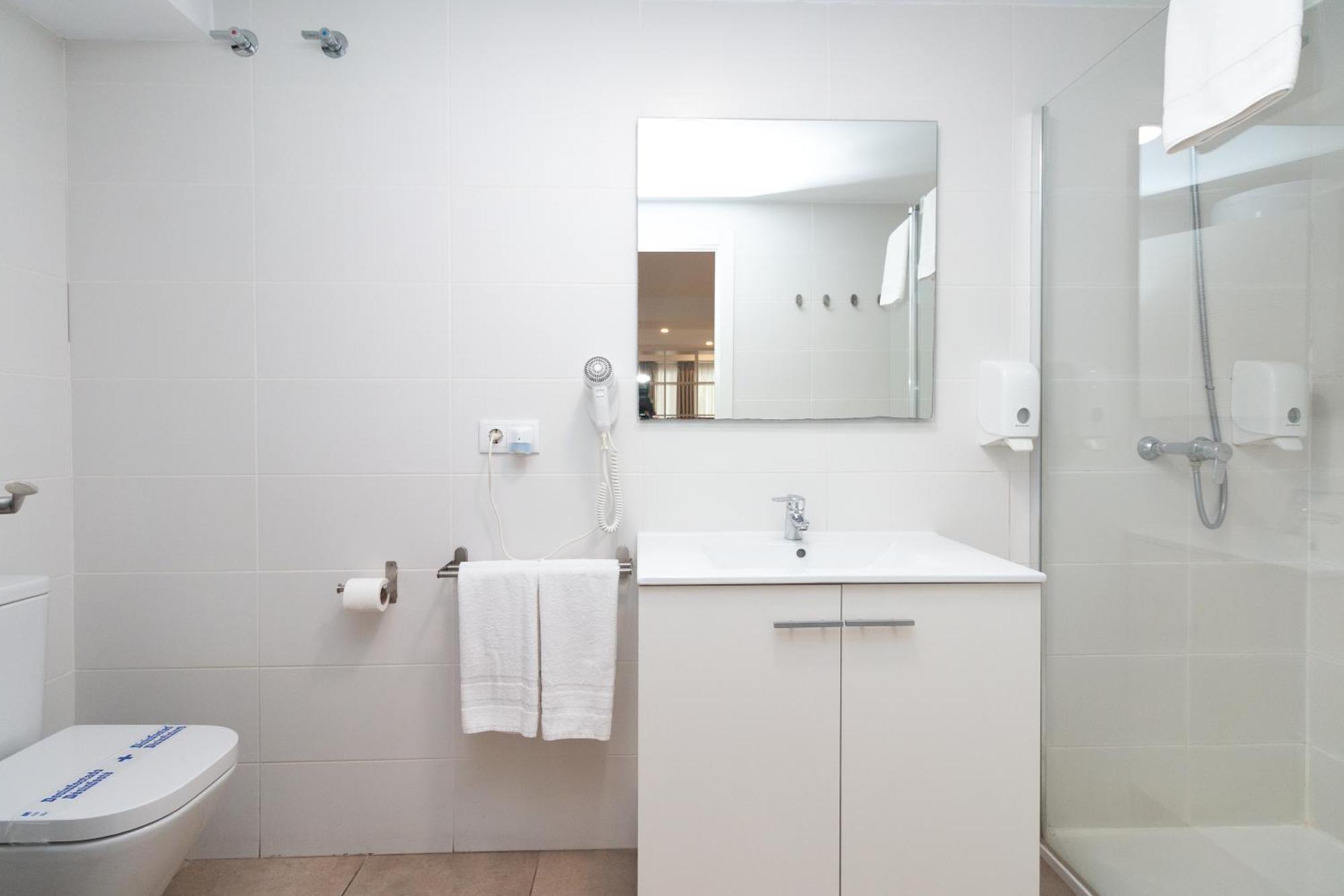 Bet Apartments - Abastos Valencia Eksteriør billede