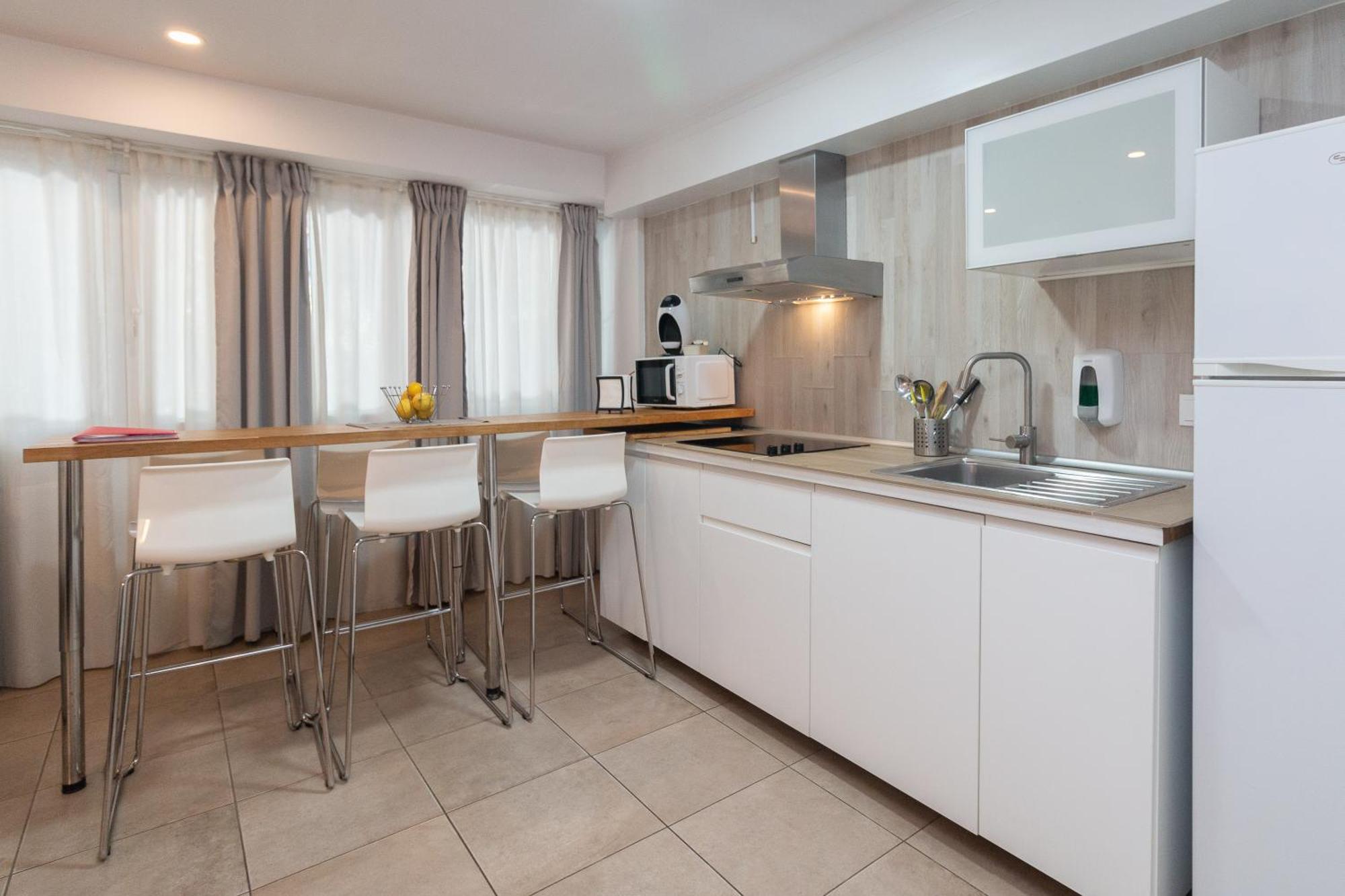Bet Apartments - Abastos Valencia Eksteriør billede